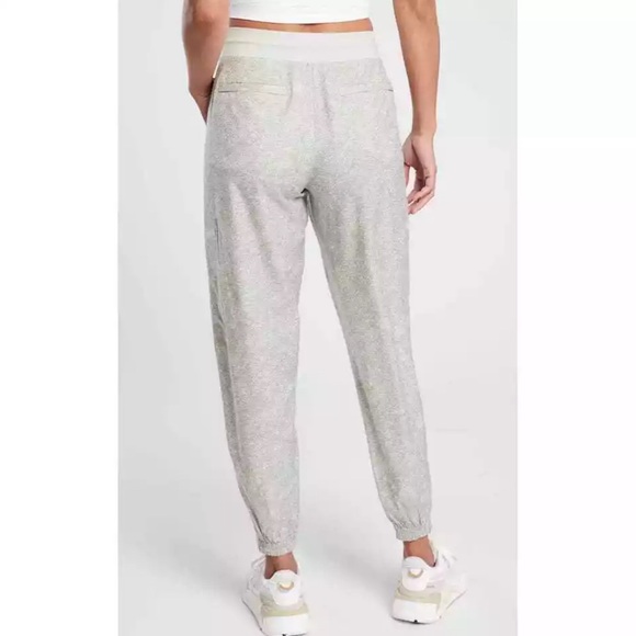 ATHLETA Venture Printed Pant High Rise Jogger Size 4 - Picture 2 of 10